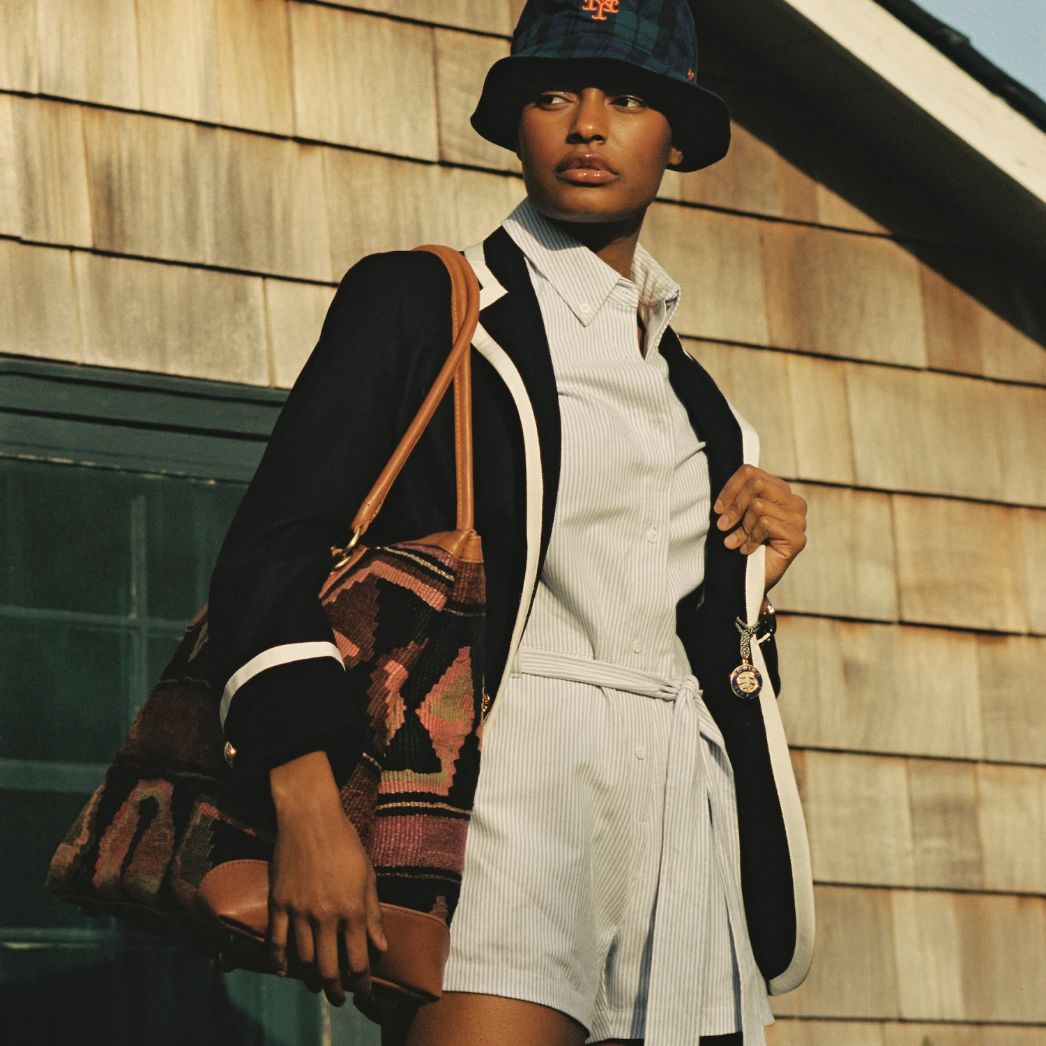 Artemis Sumak Kilim Weekender Bag 5 Artemis Sumak Kilim Weekender Bag - Image 3