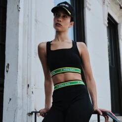 Arthur Ashe Women’s Training Top -Rowingblazersus Shop DSCF6075 59d26cea 38f4 4e38 a4d7 a81010944376