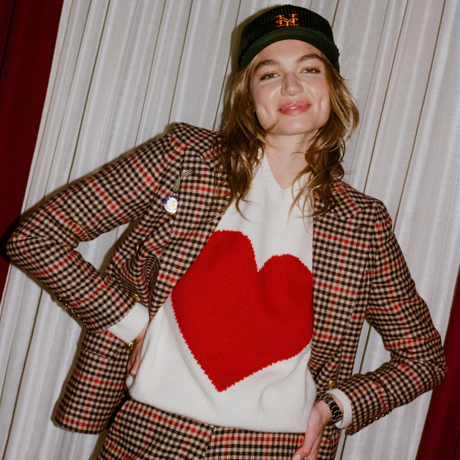 Gyles & George Unisex Heart Sweater 10 Gyles & George Unisex Heart Sweater - Image 8