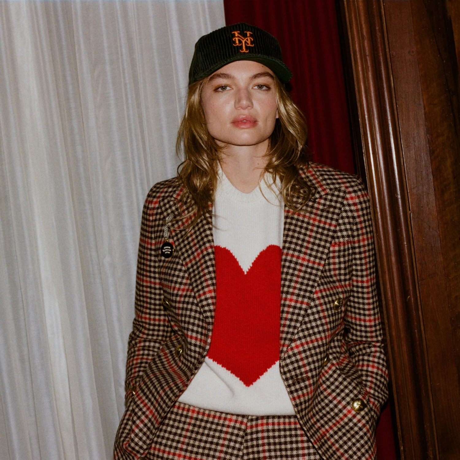 Gyles & George Unisex Heart Sweater 12 Gyles & George Unisex Heart Sweater - Image 10