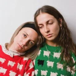 Warm & Wonderful Women's Fitted "Diana Edition" RWS-Certified Wool Sheep Sweater -Rowingblazersus Shop image 2171c229 9158 4541 be69 86d504c26475